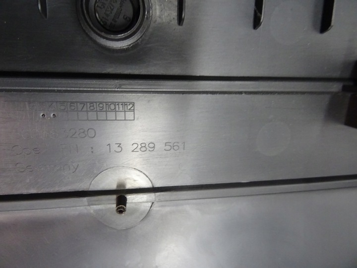 фото №14, Opel zafira c обивка боковина крышки багажника зад комплект