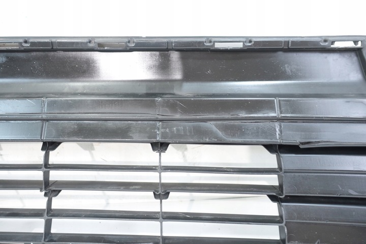 фото №12, Toyota rav4 iv рестайлинг 2015- решётка решётка средняя бампера перед 53113-42080