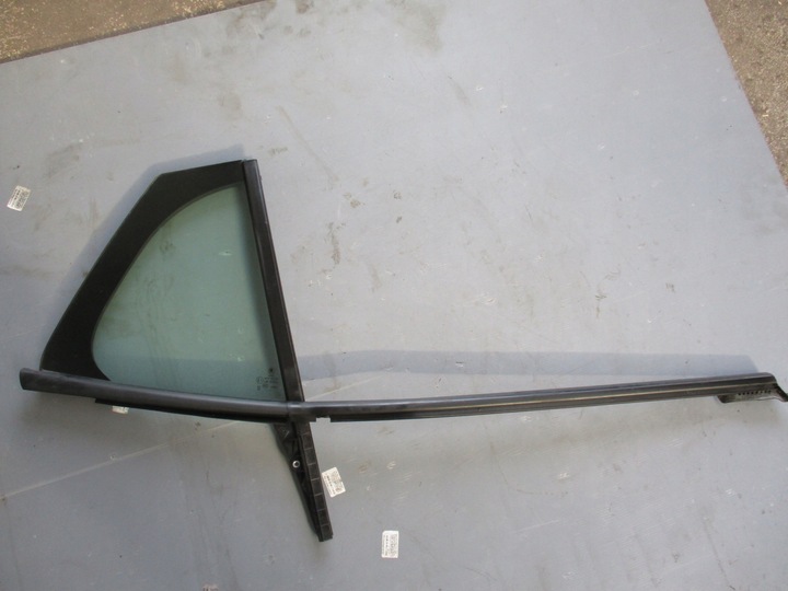 фото №2, Стекло дверь правая зад fabia iv 23r hb