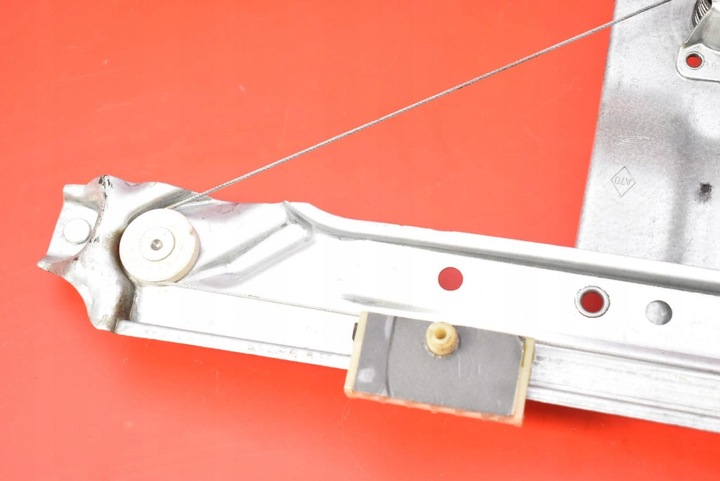 фото №7, Підйомник вікна лівий зад 827211094r dacia duster 2 ii 17-21