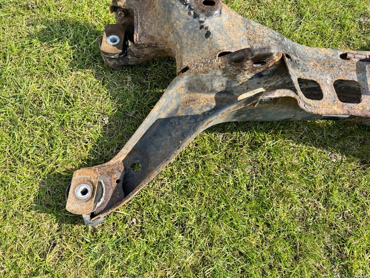 фото №8, Балка підвішування зад колиска підрамник візок вісь saab 9-3 93 ii 02- універсал