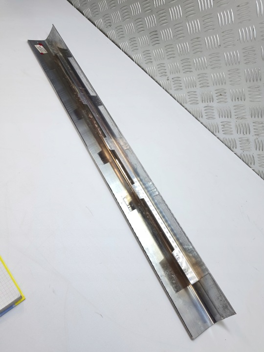 фото №10, Молдинг накладка порогова права mercedes w215 c215 cl500 2156801435