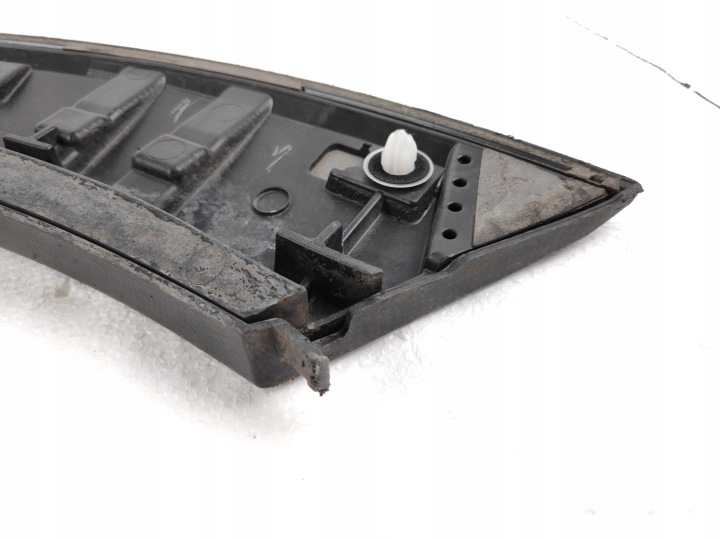 фото №13, Subaru xv crosstrek молдинг накладка крила праве зад c10010066