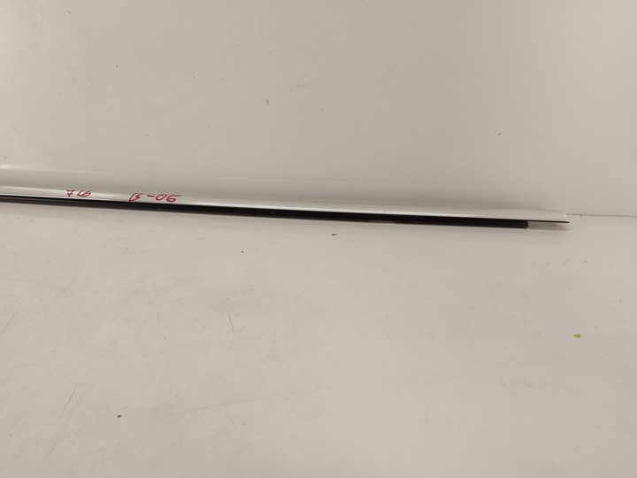 фото №8, Vw touareg 7l планка хром дверь правые перед