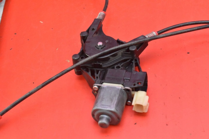 фото №10, Склопідйомник правий перед eu 8a61-14553-a ford fiesta mk7 3d hb 08-13