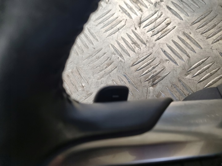 фото №6, Ford mustang gt 5.0 2019 r руль мультифункция лепестки