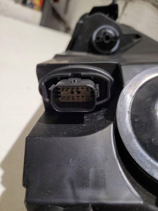 фото №10, Лампа передня права ford fiesta mk8 рестайлінг led 17+ європа