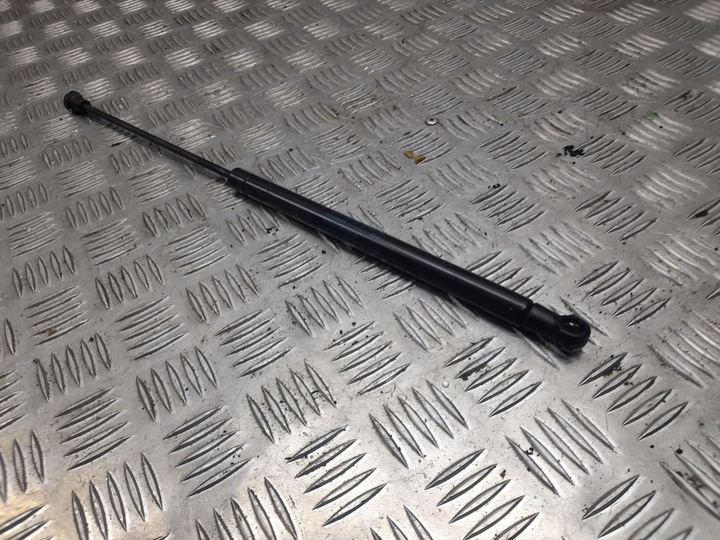 фото №8, Audi a8 s8 d4 4h 2015 з задний амортизатор крышки задней багажника