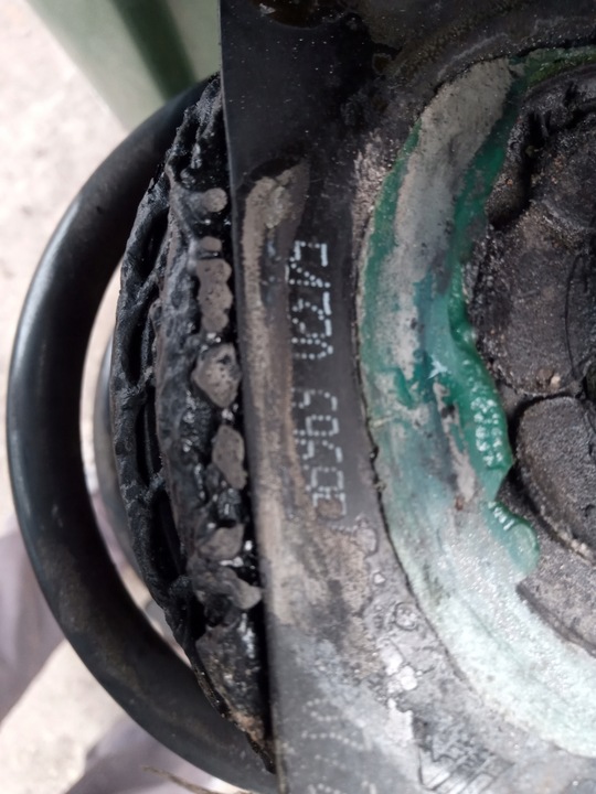 фото №8, Qashqai j11 поворотна опора амортизатор праві