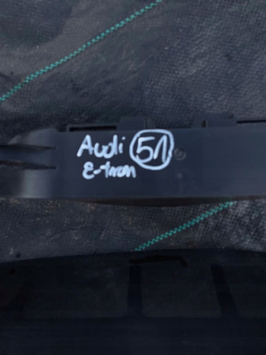 фото №8, Руль воздуха впуск audi e- tron 4ke121285