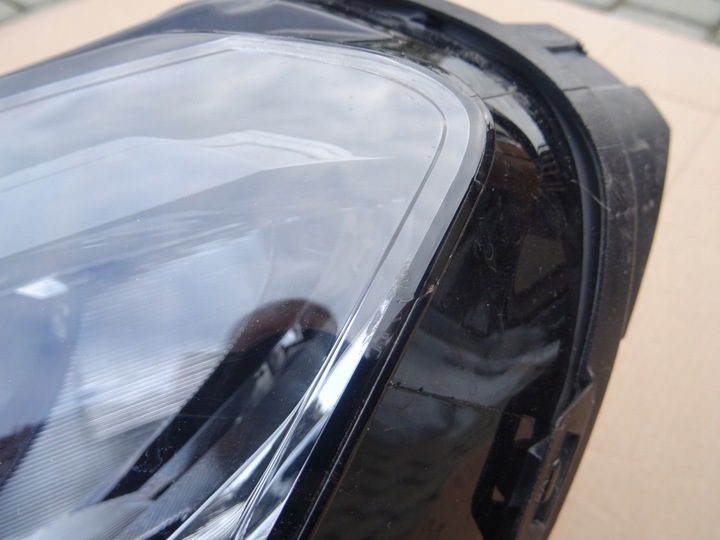 фото №6, Skoda fabia iv крепление верхний левая + лампа 6vb941015