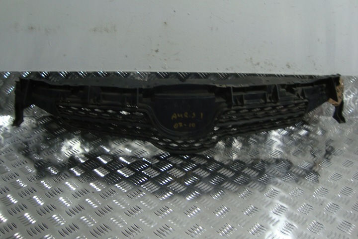 фото №1, Решётка радиатора решётка toyota auris i 05-09