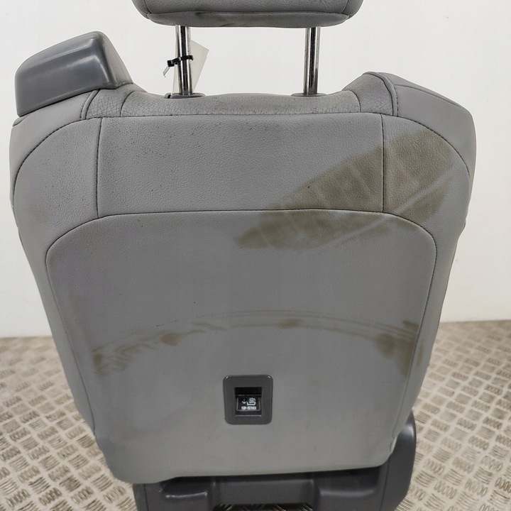 фото №9, Toyota sienna xl40 iv 2020 сидіння задній