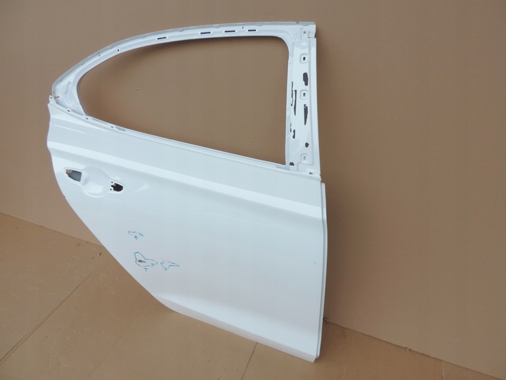 фото №3, Genesis g70 2022 2023 дверь зад