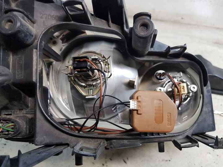 фото №9, Лампа левый перед ford c-max mk1 европа 3m5113006ah