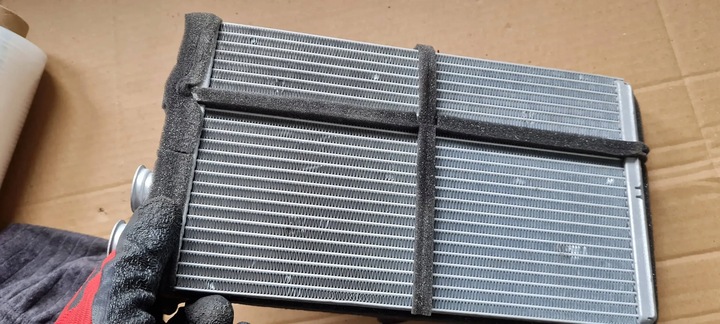 фото №1, Sq5 q5 80a wymienik тепло радиатор воды 4m0898037c q7 4m ii