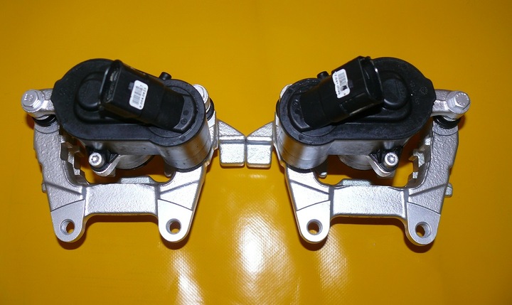 фото №7, Зажимы левый правый зад audi a6 c6 s6 330/20 клапан