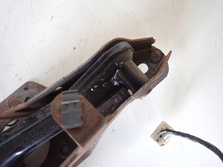 фото №9, Педаль газа i тормоза потенциометр mazda 5 2008 европа 4m51-9f836-ah
