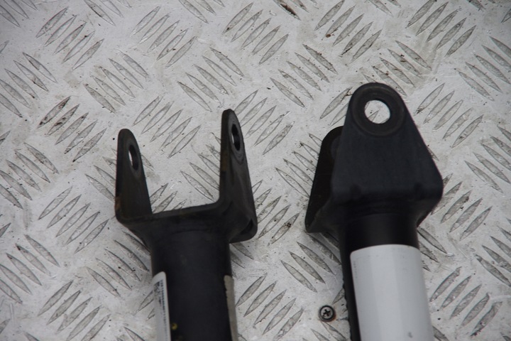 фото №3, Амортизатор задний комплект gle 350 w166 3.5 v6 cgi