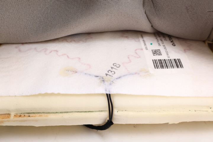 фото №10, Volvo xc40 обивка спинка сиденья левый перед 31467359, 32248712