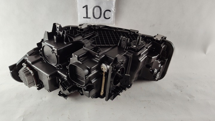 фото №10, Bmw g30 g31 рестайлинг lci полный led правый тень line usa лампа правая фара