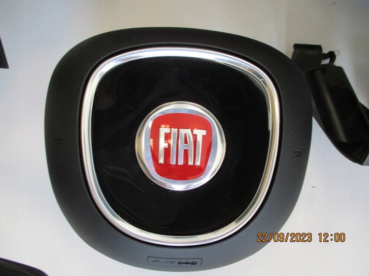 фото №7, Консоль pulpit панель fiat 500 l чорна