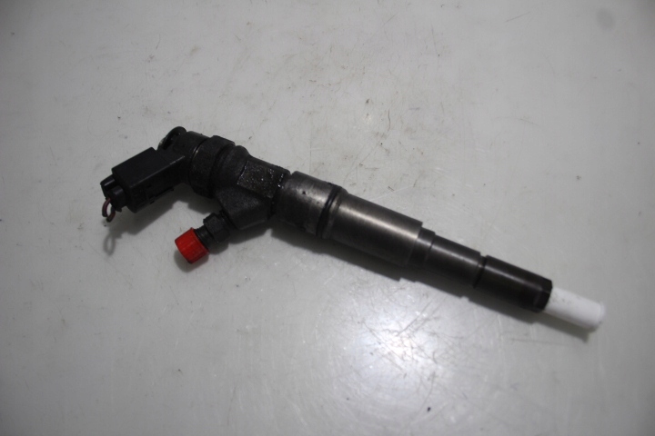 фото №1, Форсунка инжектор bmw 1 e81 2.0d