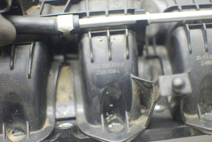 фото №8, Колектор впускний  04e145749b seat leon 3 1.2 tsi cyvb 16r універсал