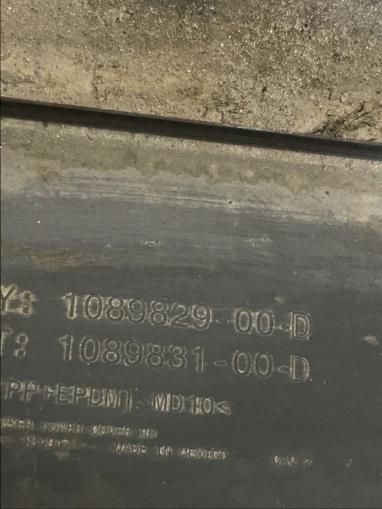 фото №15, Tesla 3 планка пороговая правая оригинал 1089829-00-d