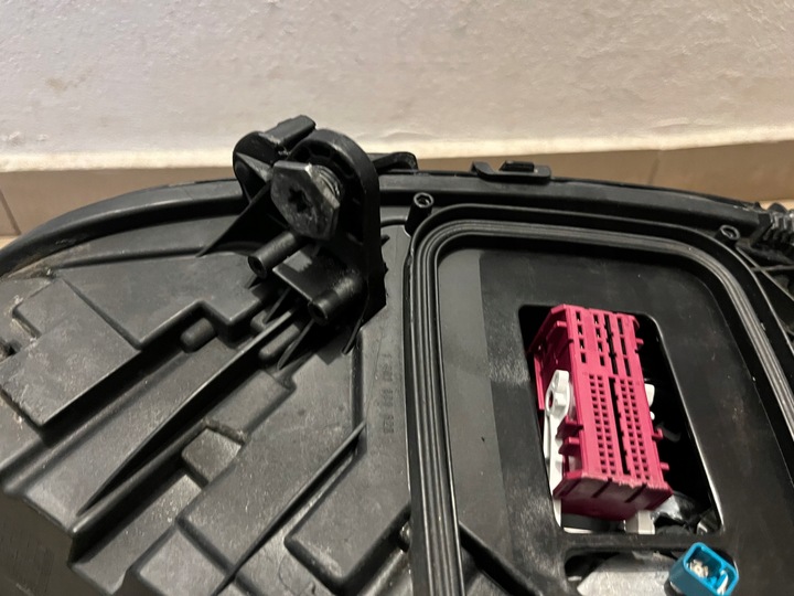 фото №12, Mercedes s w223 digital ніч лампа передня права a2239069203