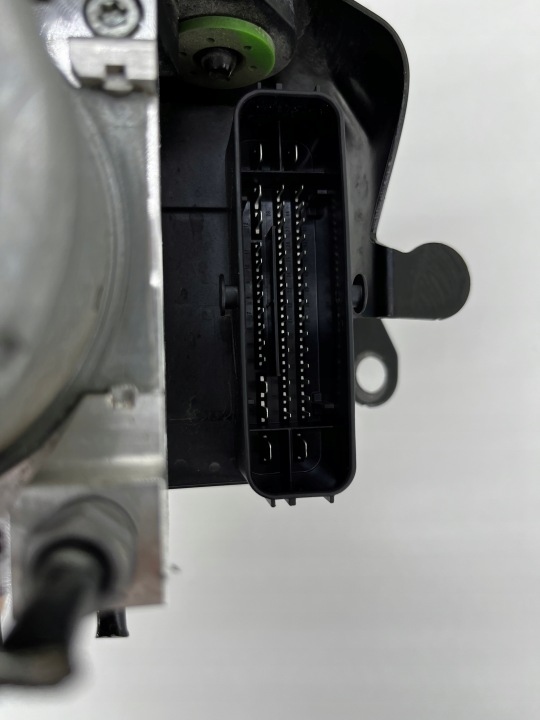 фото №7, Audi a3 8y главный тормозной цилиндр abs 8y0614517d