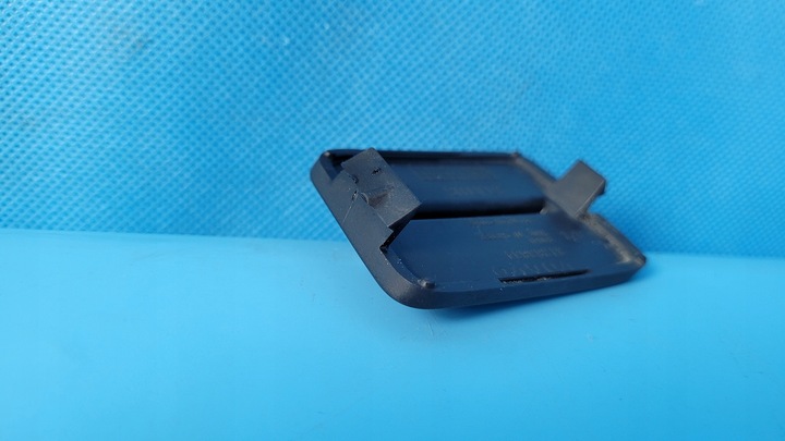 фото №10, Volvo xc90 ii 19r заглушка фаркоп решётки бампера перед r-design 31383834