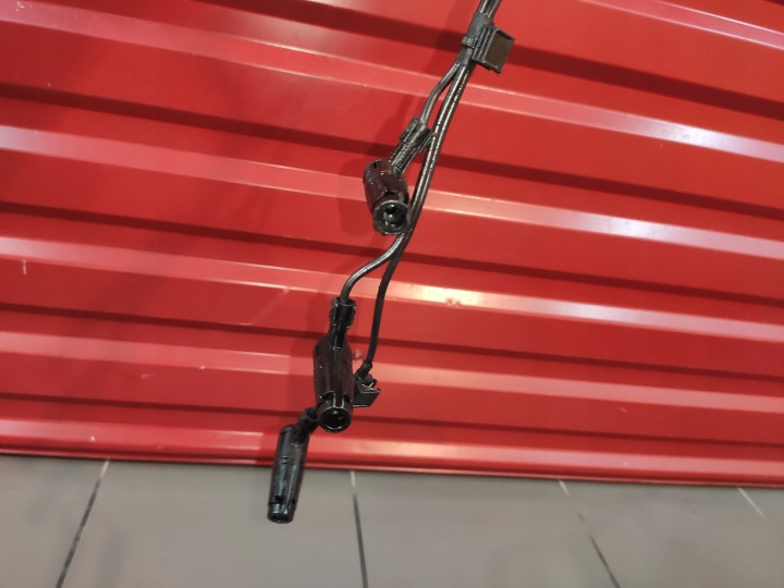 фото №10, Bmw n57 f01 f10 f11 3.0d трубка  жгут свечей накаливания 7802187