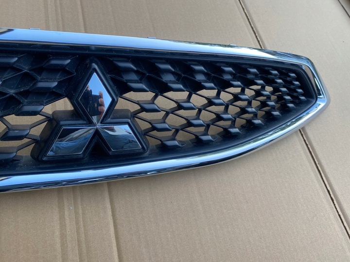 фото №4, Решётка mitsubishi spacestar