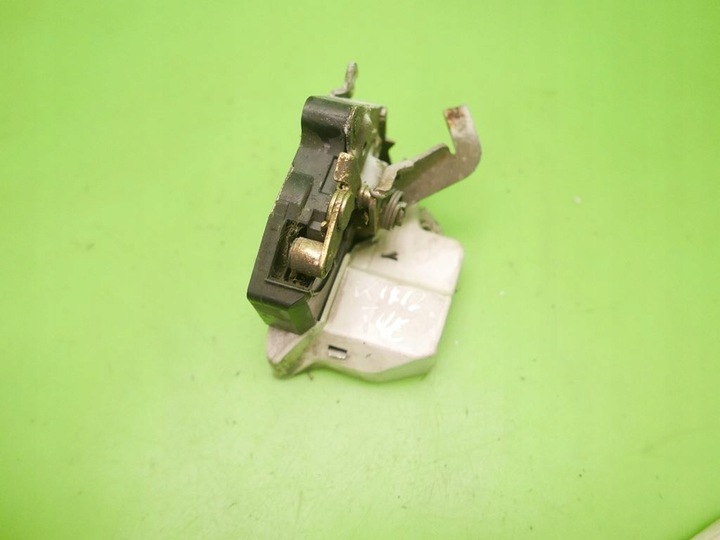 фото №7, Замок двері лівий зад mercedes w124 5d sedan 89-93