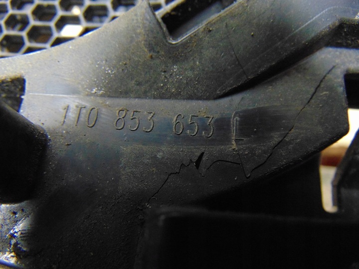 фото №14, Решётка решётка радиатора эмблема vw touran caddy 1t0853653l