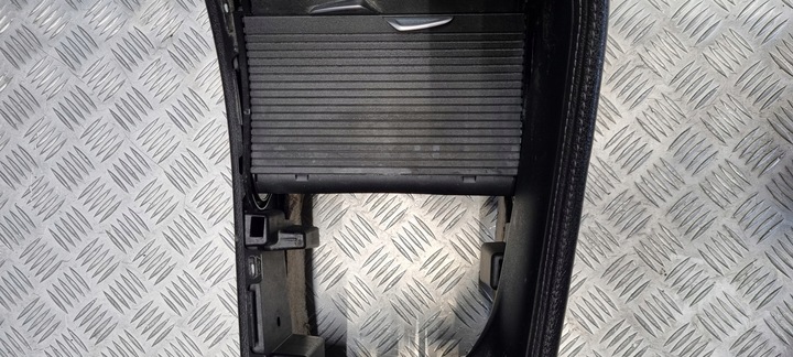 фото №8, Bmw x1 f48 тунель середній підлокітник біла nić 9335198