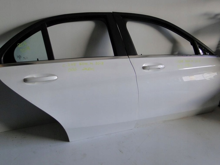 фото №4, Mercedes c клас w205 205 двері праві передні задні акрил