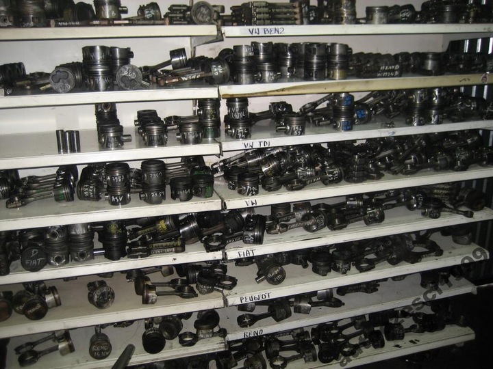 фото №1, Поршень 082167 шатун ford 1.8 td