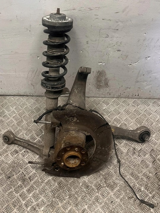 фото №1, Амортизатор поворотный кулак рычаг правые bmw m5 f10