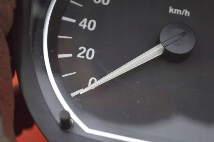 фото №10, Спидометр приборы eu 1042775-03 1041568 bmw e87 2.0i 143 km рестайлинг 07-12