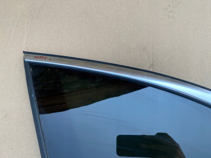 фото №9, Audi a4 b9 8w9 скло кузовна ліва зад хром 8w9845297g оригінал