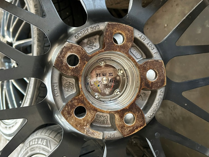 фото №11, Audi a4 b9 2017 usa легкосплавні диски та шини 18 enkei wheel ekm3 5x112
