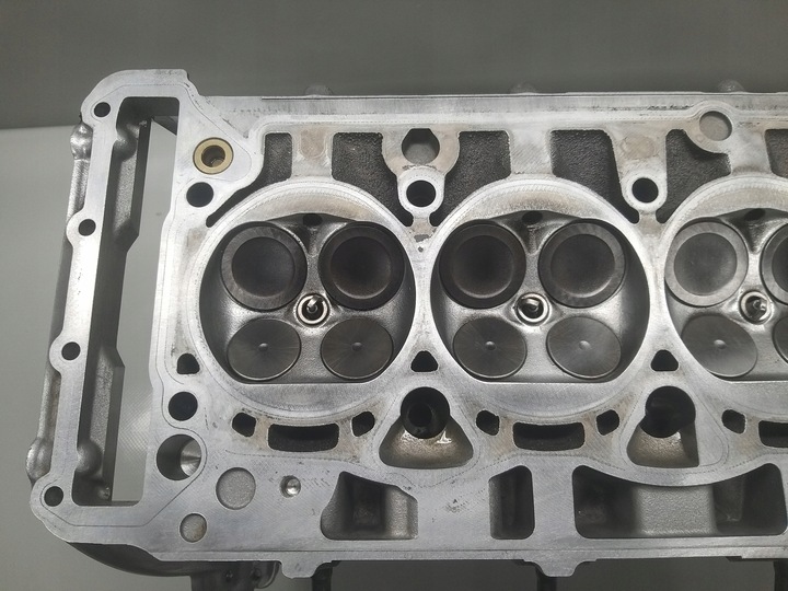 фото №10, Головка двигателя a4 b8 a5 q5 a6 c7 transporter t6 cpm 06h103373n 2.0 tfsi