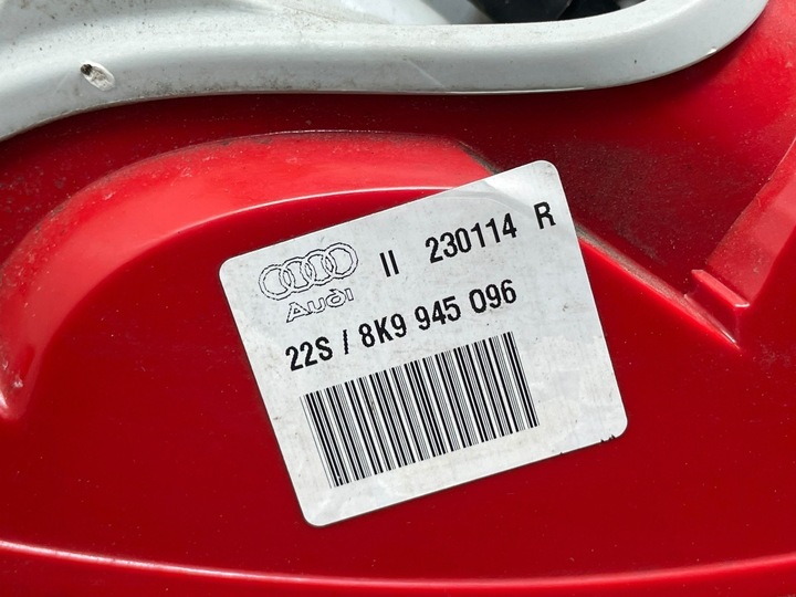 фото №10, Audi a4 s4 b8 8k лампа задняя 8k9945096 правая сторона универсал