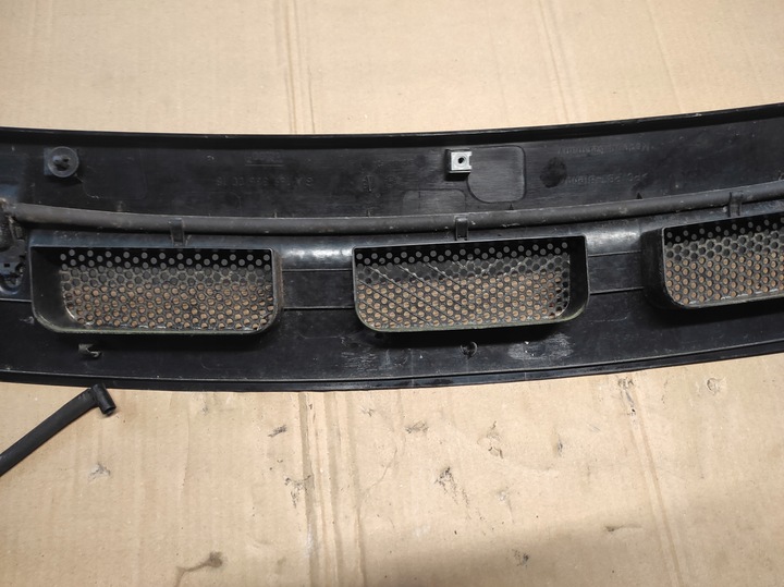 фото №9, Панель під лобовим склом решітка капота mercedes a-klasa w169 розпилювачі a1698360018