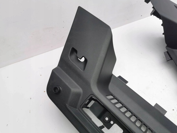 фото №8, Cupra formentor 2023 комплект крепление półki/rolety багажника