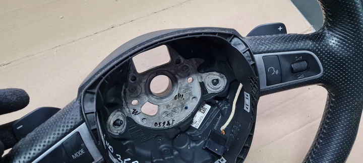 фото №10, A6 c6 рестайлінг кермо шкіра шкіряний sline 3спицева пелюстки 4f0419091dp a4