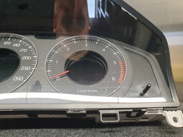 фото №11, Volvo s60 i v60 i s80 ii v70 iii xc70 ii панель приборов 31270899aa