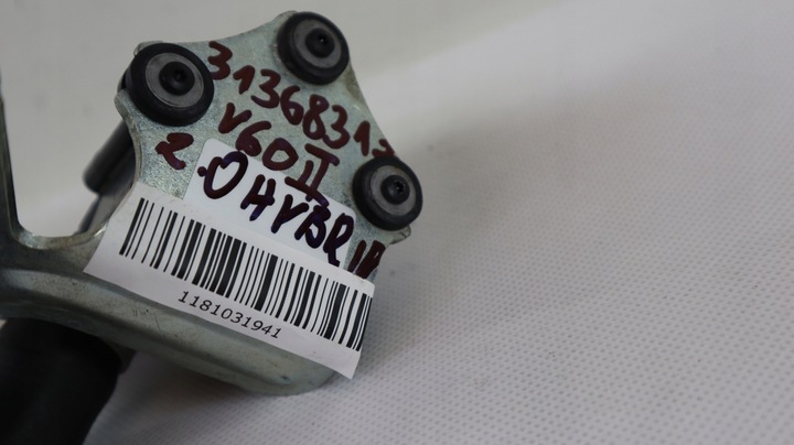 фото №6, Volvo v60 ii 2.0 t6 plug in гібрид шланг насос води 31368312, 31368146